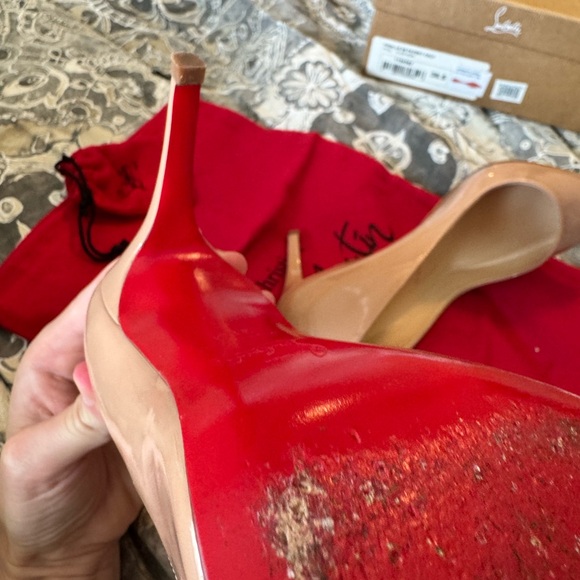 Christian Louboutin Nude Patent Leather Pumps Pigalle 85 - Picture 10 of 11